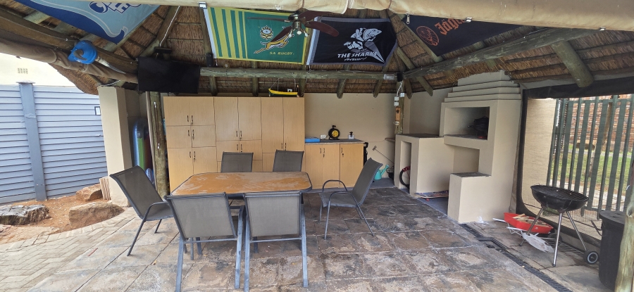 4 Bedroom Property for Sale in Hillcrest Northern Cape